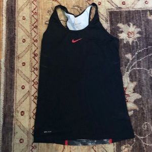 Nike pro combat tank